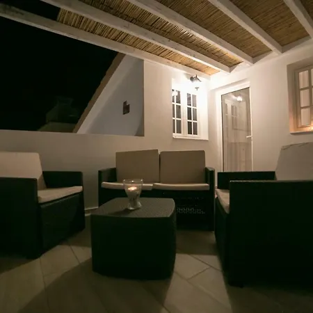 Ginevra Villa *